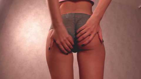 Media: elisa_moon Chaturbate 2024-09-29 01:47:00