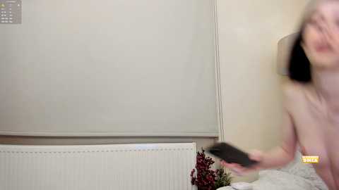 Media: snowww_white Chaturbate 2024-09-29 00:23:00