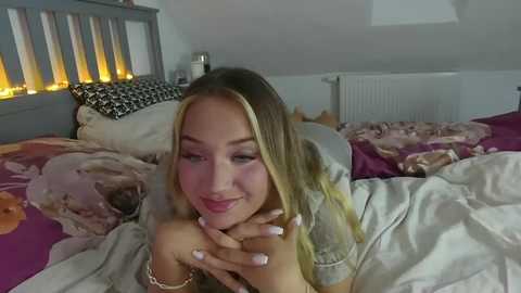 Media: vicidream Chaturbate 2024-09-29 18:54:00