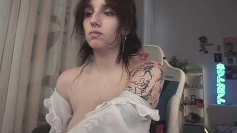 Media: vivian_qwerty Chaturbate 2024-09-29 07:14:00