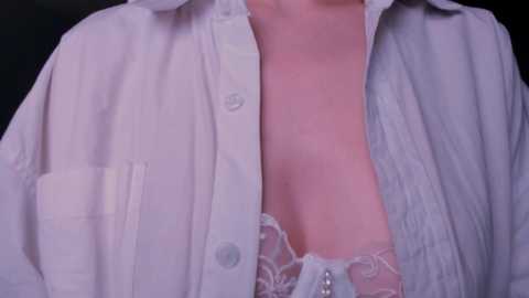 Media: lauratanguy Chaturbate 2024-09-30 14:04:00