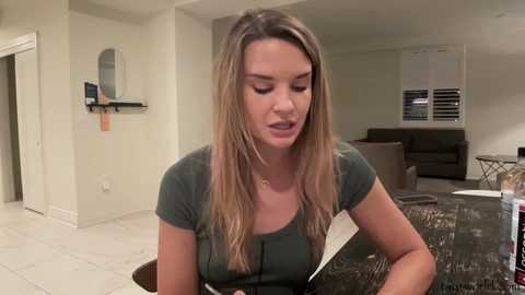 Media: phoenix_taylor Chaturbate 2024-09-30 01:12:00