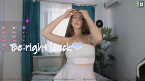 Media: small_blondee Chaturbate 2024-09-30 10:22:00