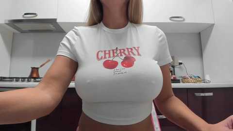 Media: angelsuitlove Chaturbate 2024-10-01 21:48:00