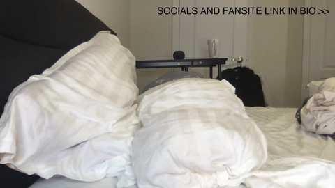 Media: annabisoux Chaturbate 2024-10-01 22:59:00