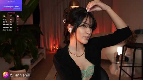 Media: anniehillofficial_ Chaturbate 2024-10-01 20:01:00