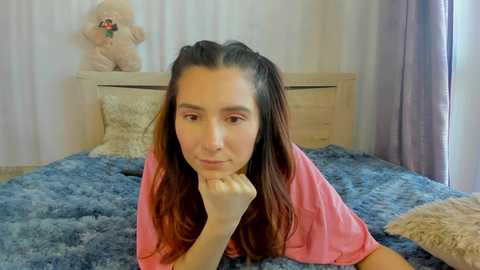 Media: crystalnut Chaturbate 2024-10-01 04:58:00