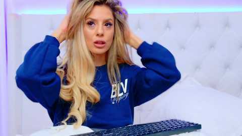 Media: taahiraarabian Chaturbate 2024-10-01 18:36:00