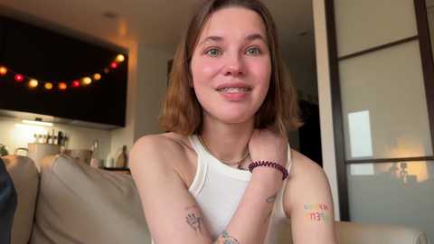 Media: di_n_alex Chaturbate 2024-10-02 14:17:00