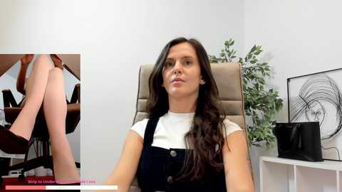 Media: legswattitude Chaturbate 2024-10-02 12:04:00