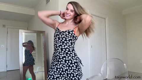Media: phoenix_taylor Chaturbate 2024-10-02 18:06:00