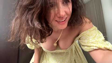 Media: vanandjuani Chaturbate 2024-10-02 17:17:00