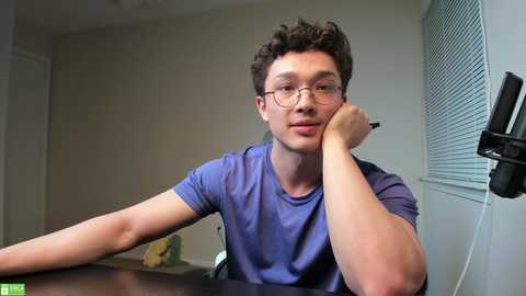 Media: abbuddy920236 Chaturbate 2024-10-03 04:39:00