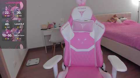 Media: mollymurrrr Chaturbate 2024-10-03 21:46:00