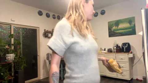Media: pr3ttyp1nkpussy Chaturbate 2024-10-03 04:21:00