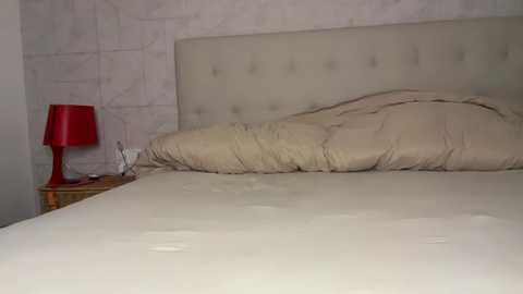 Media: victorialivexx Chaturbate 2024-10-03 02:17:00