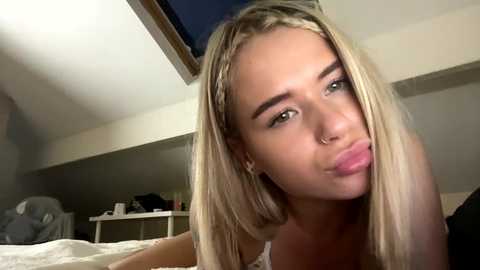 Media: allanarey151 Chaturbate 2024-10-04 17:57:00