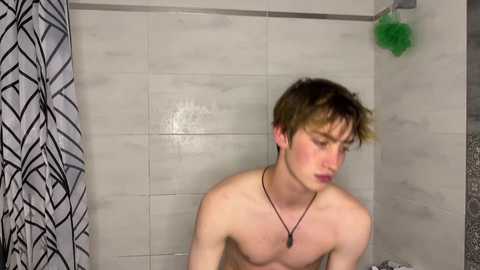 Media: aronyou_win Chaturbate 2024-10-04 18:33:00