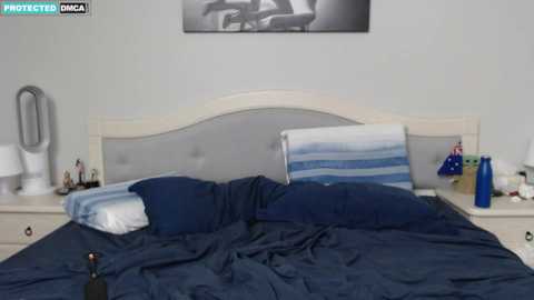 Media: bluexstacey Chaturbate 2024-10-04 10:43:00