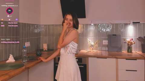 Media: erleneheap Chaturbate 2024-10-04 17:19:00