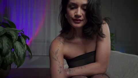 Media: jadeperez_ Chaturbate 2024-10-04 02:20:00