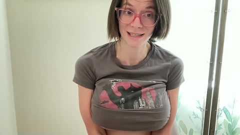 Media: naomi_reah Chaturbate 2024-10-04 16:31:00