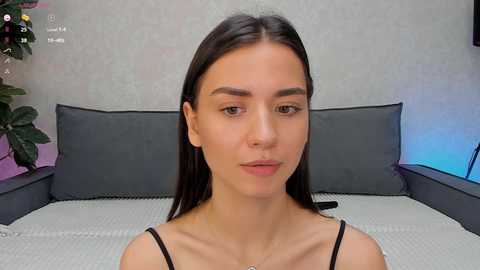 Media: nicoleluuv Chaturbate 2024-10-04 17:35:00