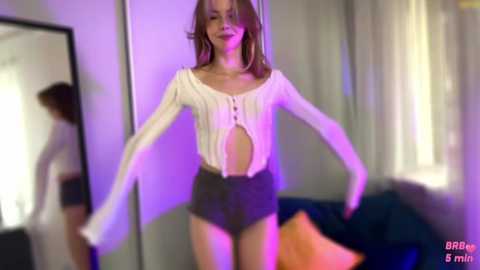Media: elli_harmon Chaturbate 2024-10-05 14:53:00