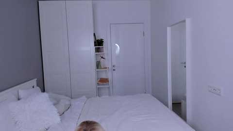 Media: gin_yoon Chaturbate 2024-10-05 10:00:00