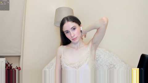 Media: snowww_white Chaturbate 2024-10-05 20:40:00