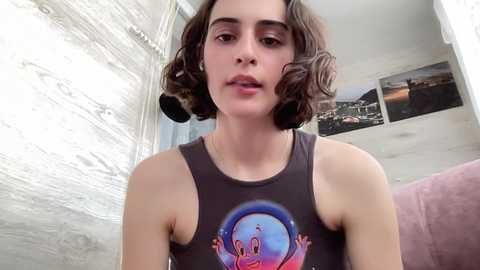 Media: wonderland_stia Chaturbate 2024-10-05 09:31:00