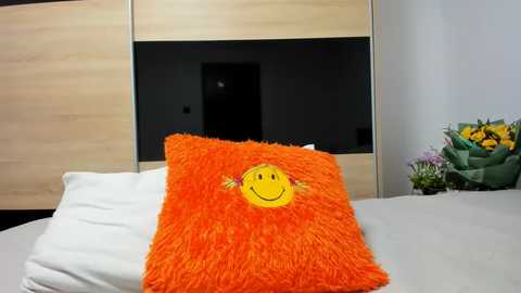 Media: angell6969 Chaturbate 2024-10-06 09:17:00