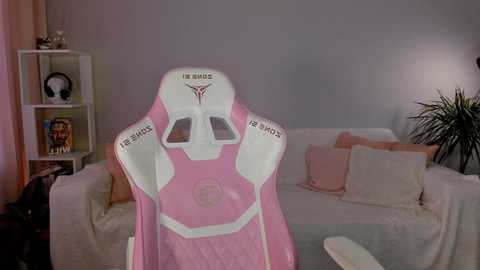 Media: leahsthetics Chaturbate 2024-10-06 10:57:00