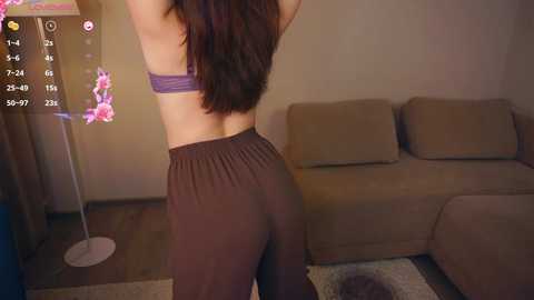 Media: odelynaclay Chaturbate 2024-10-06 19:03:00