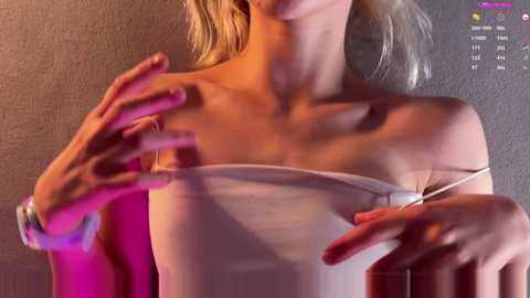 Media: iamyolandi Chaturbate 2024-10-07 02:02:00