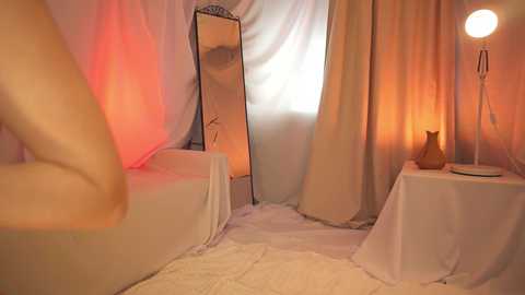 Media: sunny_maria Chaturbate 2024-10-07 00:11:00