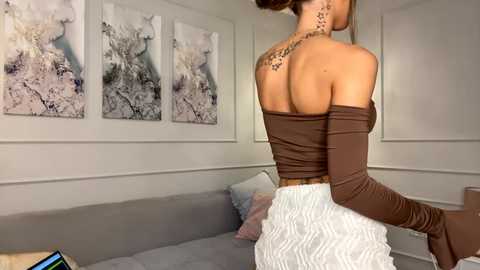 Media: anyarayne Chaturbate 2024-10-08 08:43:00