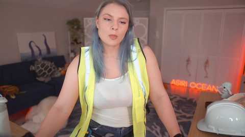 Media: asiri_ocean Chaturbate 2024-10-08 00:56:00