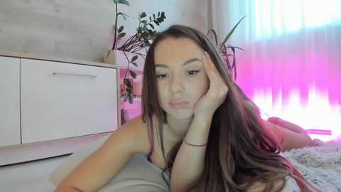 Media: meryfoxxx Chaturbate 2024-10-08 15:18:00