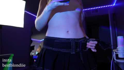 Media: bestblondiiecb Chaturbate 2024-10-09 00:21:00
