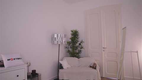 Media: feel_our_vibe Chaturbate 2024-10-09 11:35:00
