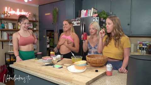 Media: nakedbakers Chaturbate 2024-10-09 00:42:00