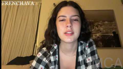 Media: frenchava Chaturbate 2024-10-10 05:03:00