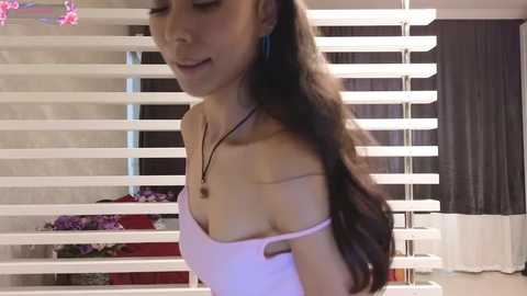 Media: layabae Chaturbate 2024-10-10 06:51:00