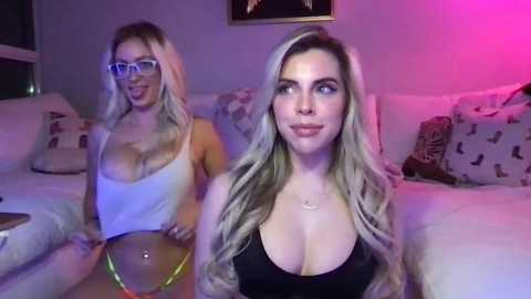 Media: allienicole Chaturbate 2024-10-11 00:41:00