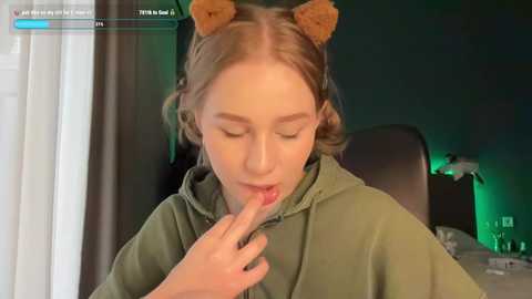 Media: whoisalisa Chaturbate 2024-10-11 09:57:00