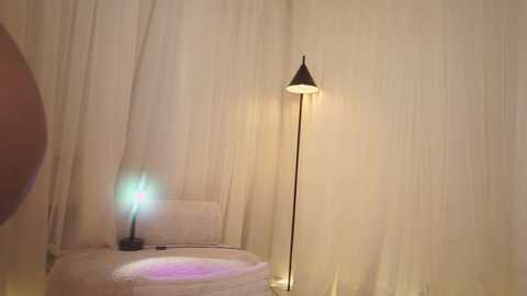 Media: lanie__ Chaturbate 2024-10-12 01:14:00