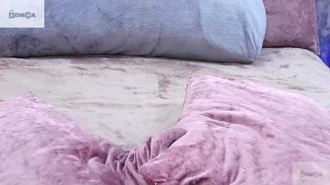 Media: sandrami__ Chaturbate 2024-10-12 14:06:00