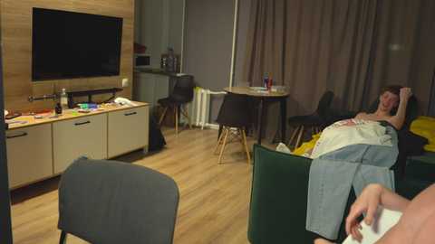 Media: _sopranos_ Chaturbate 2024-10-13 16:24:00