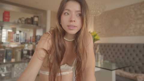 Media: emma_lu1 Chaturbate 2024-10-13 17:42:00